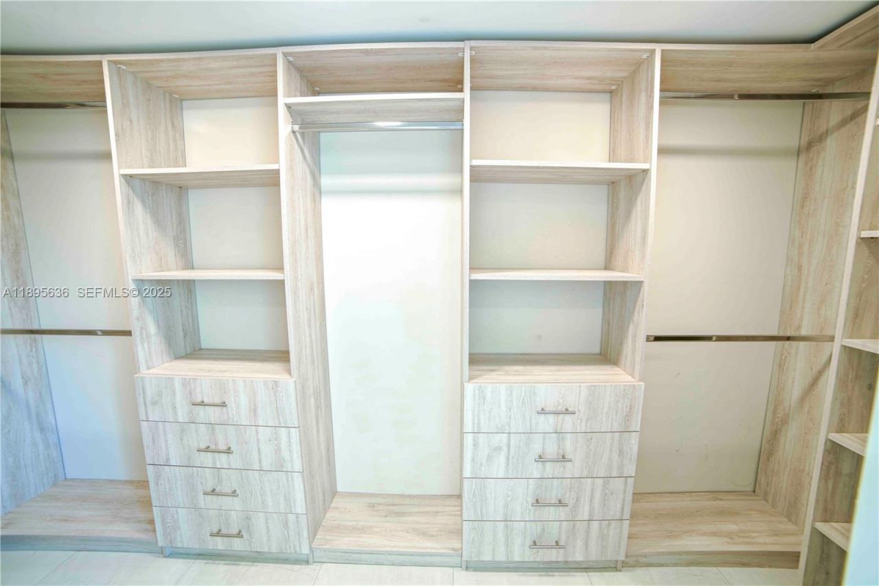 400 Sunny Isles Blvd, Unit 1408, Sunny Isles Beach, FL 33160 Photo