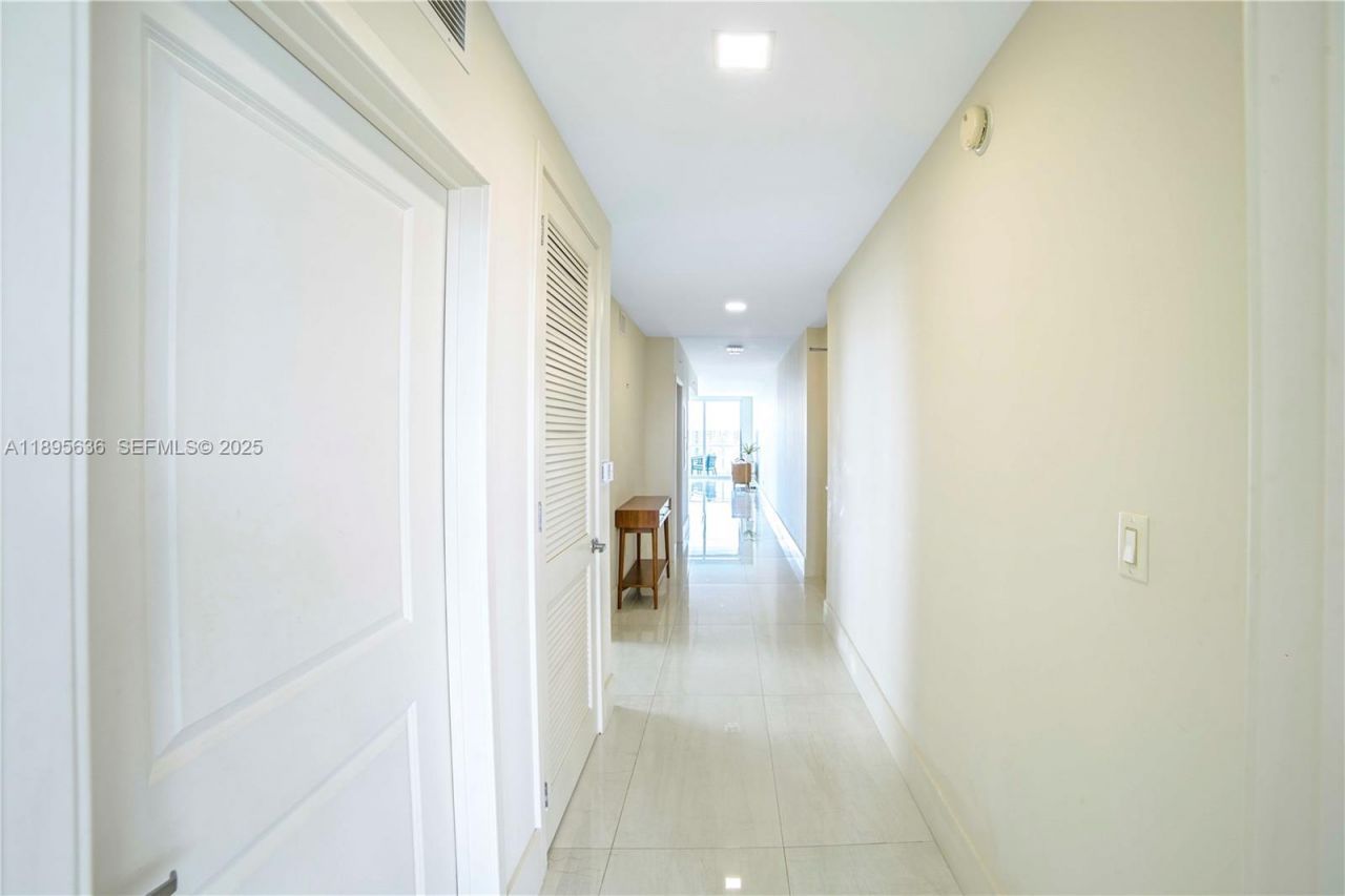 400 Sunny Isles Blvd, Unit 1408, Sunny Isles Beach, FL 33160 Photo
