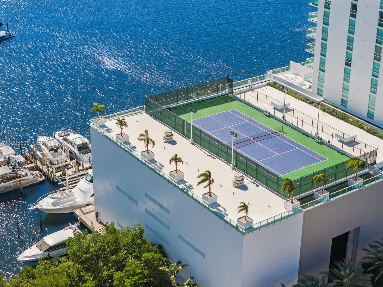 400 Sunny Isles Blvd, Unit 1408, Sunny Isles Beach, FL 33160 Photo