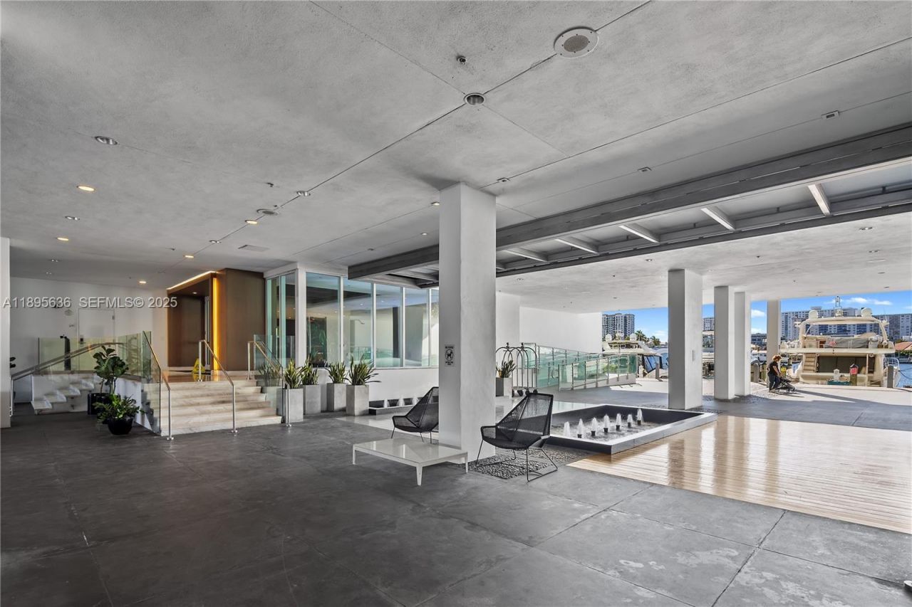 400 Sunny Isles Blvd, Unit 1408, Sunny Isles Beach, FL 33160 Photo