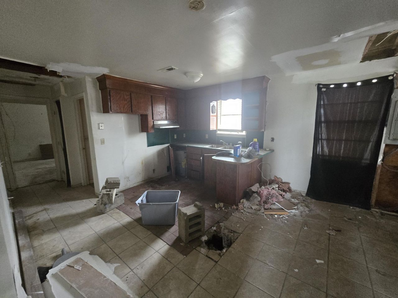 2717 Spruill Avenue Photo 4