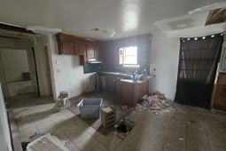 2717 Spruill Avenue photo 4