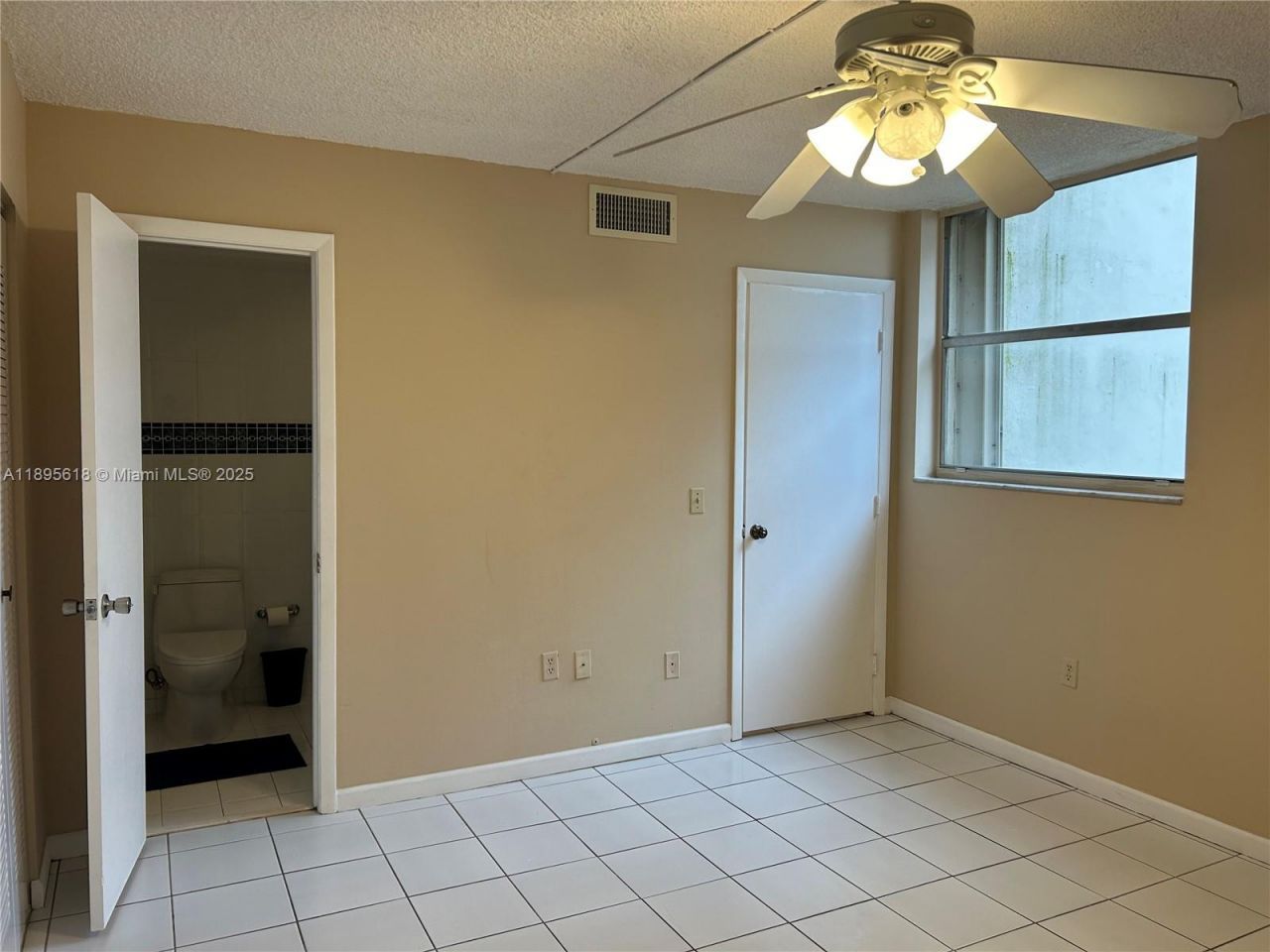 9411 SW 4th St, Unit 202, Miami, FL 33174 Photo