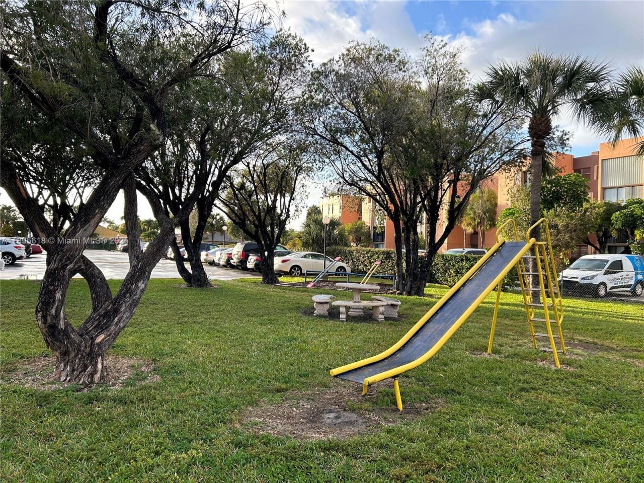 9411 SW 4th St, Unit 202, Miami, FL 33174 Photo