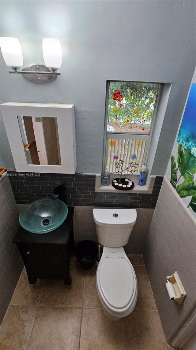 4201 SW 60th, Unit 2, South Miami, FL 33155 Photo