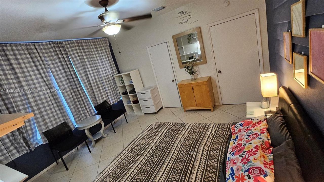 4201 SW 60th, Unit 2, South Miami, FL 33155 Photo