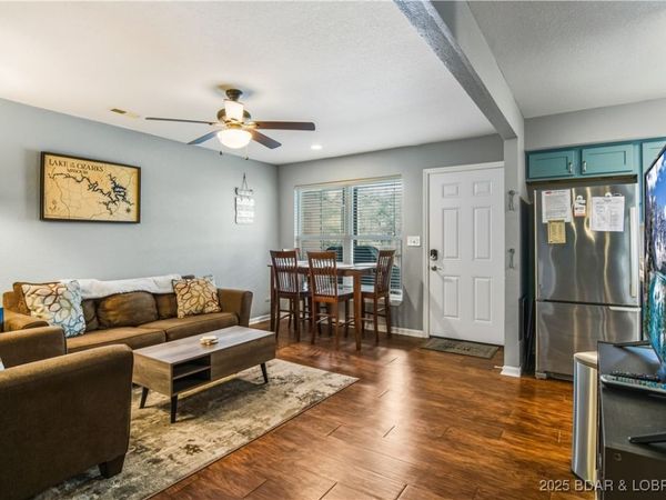 40 Lighthouse Road, Unit 3-104, Lake Ozark, MO 65049