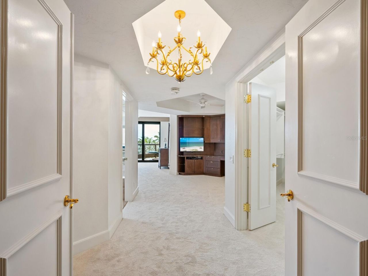 1241 Gulf Of Mexico Drive, Unit 203, Longboat Key, FL 34228 Photo