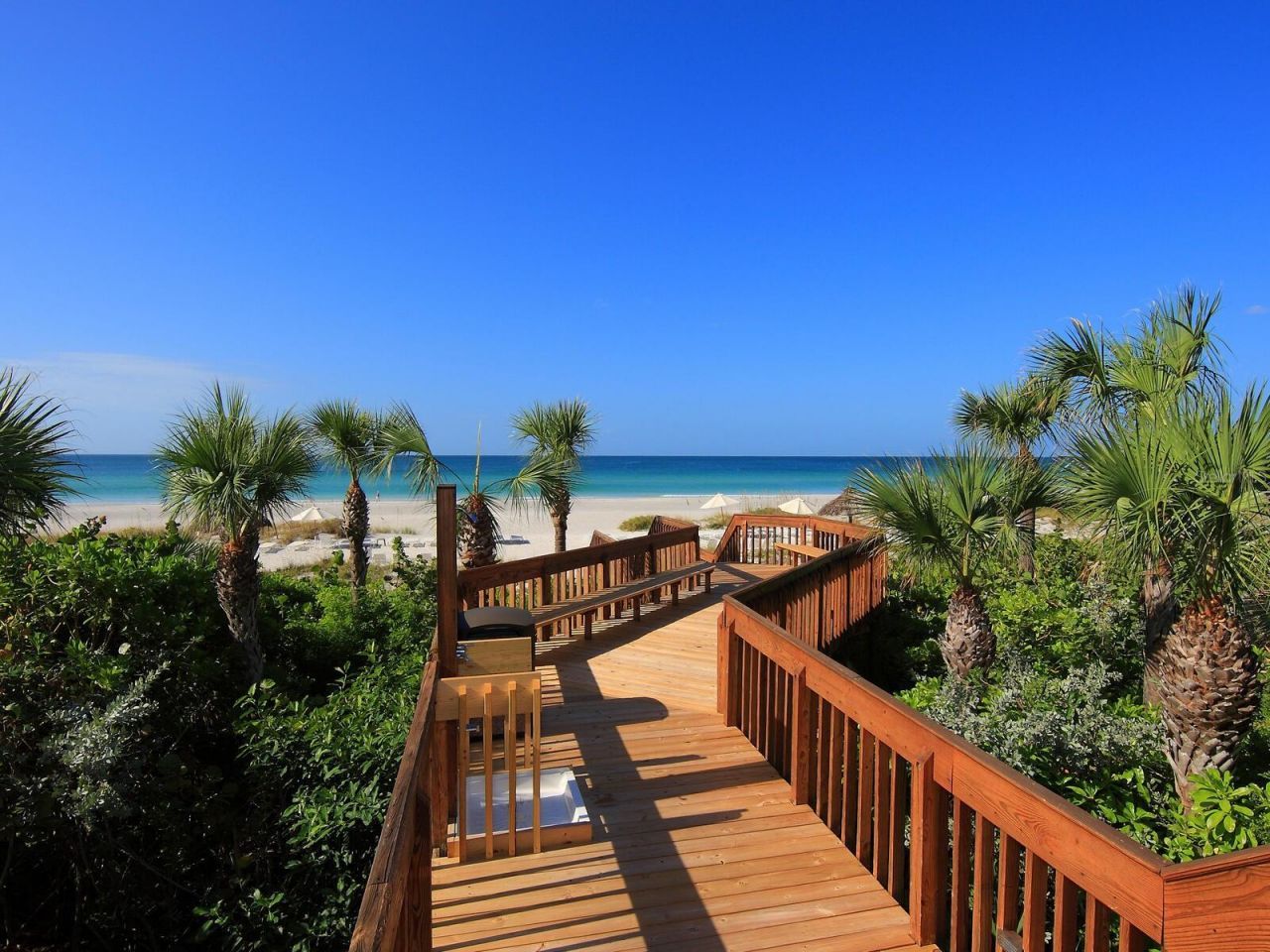 1241 Gulf Of Mexico Drive, Unit 203, Longboat Key, FL 34228 Photo