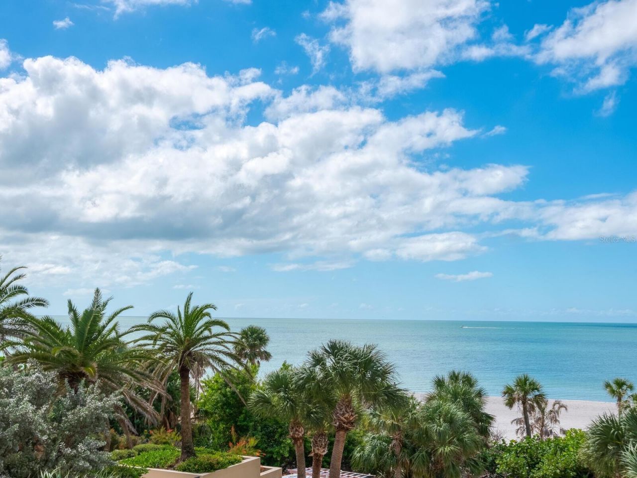 1241 Gulf Of Mexico Drive, Unit 203, Longboat Key, FL 34228 Photo