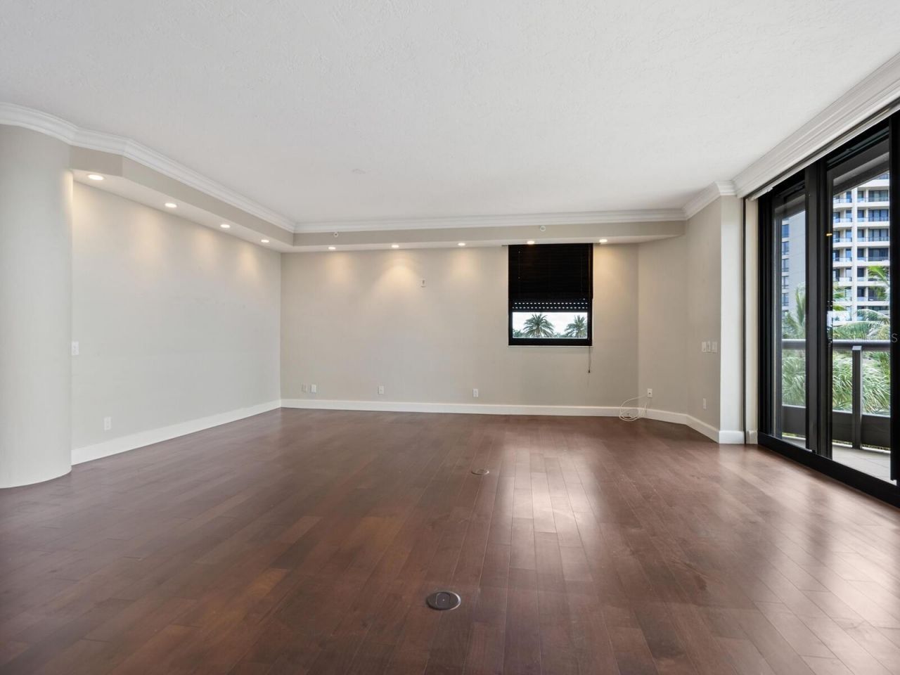 1241 Gulf Of Mexico Drive, Unit 203, Longboat Key, FL 34228 Photo