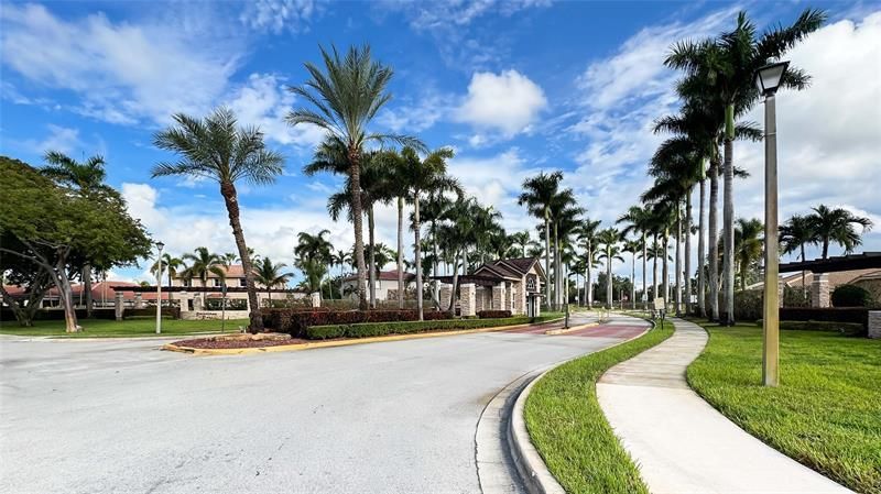 14015 N Forest Oak Circle, Unit 14015, Davie, FL 33325 Photo