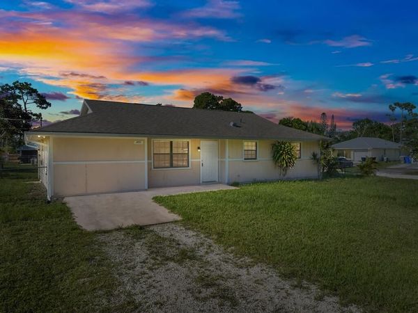 1495 12th Street SW, Vero Beach, FL 32962
