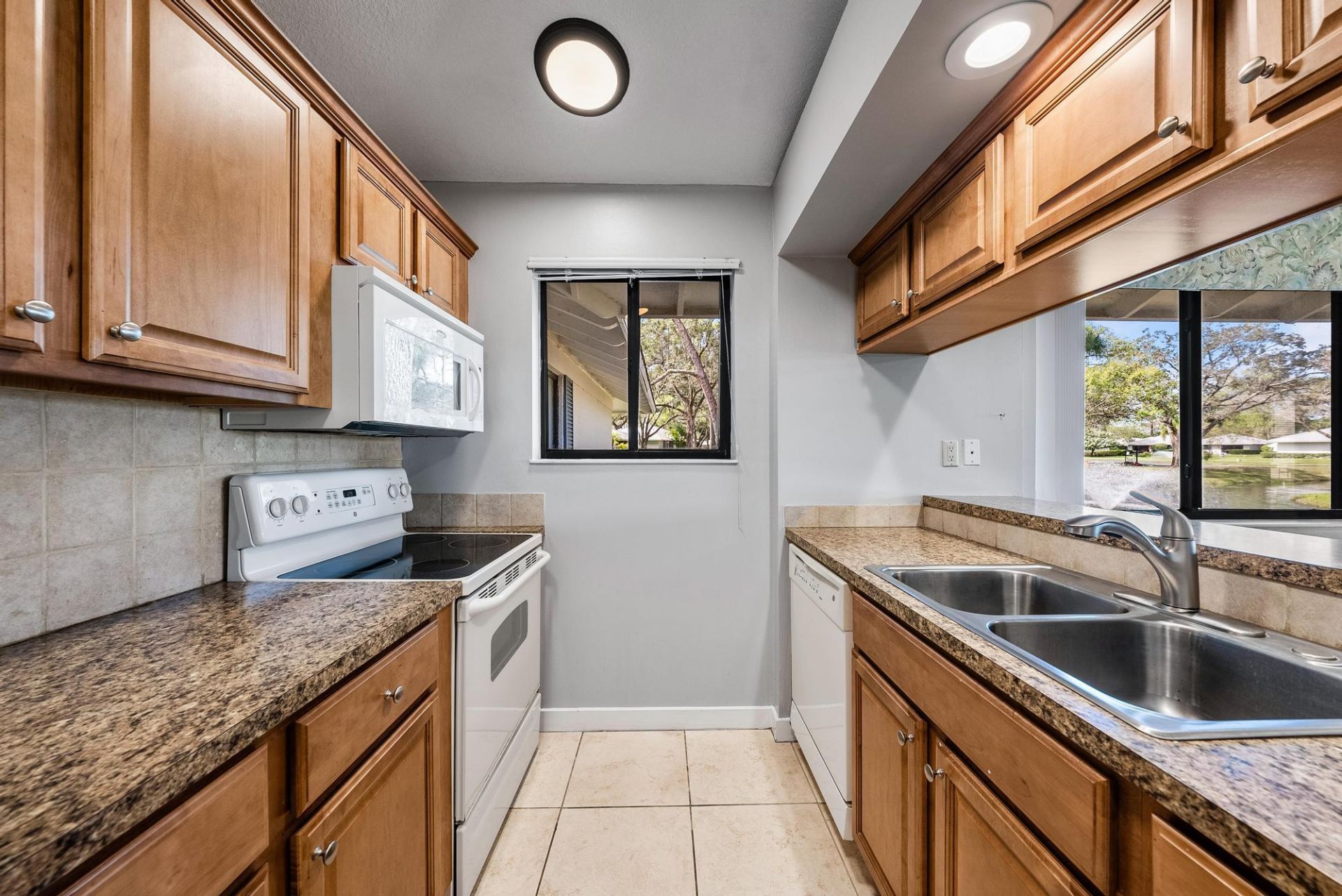 406 Club Drive, Palm Beach Gardens, FL 33418 Photo