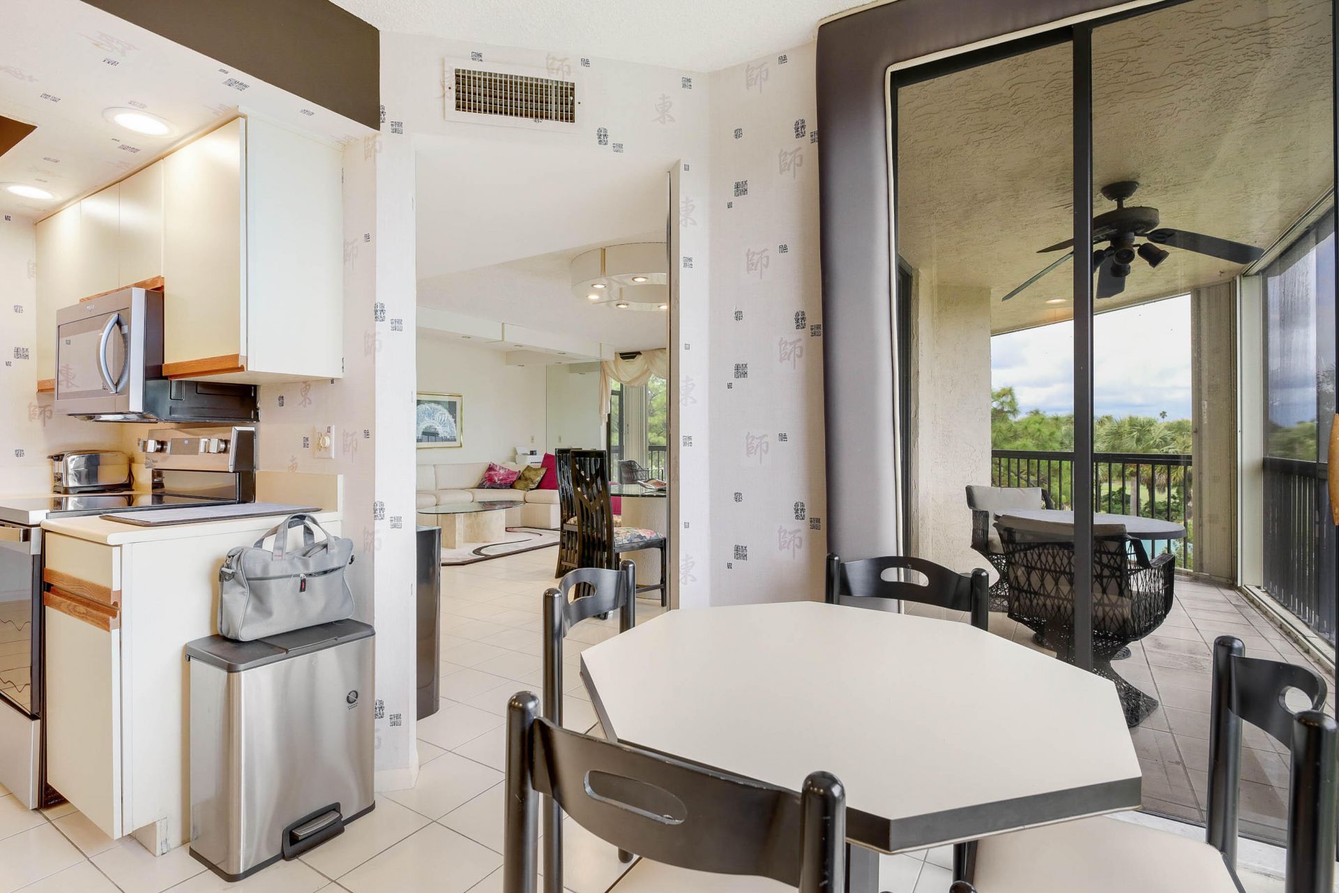 5279 Fountains Drive S, Unit 305, Lake Worth, FL 33467 Photo