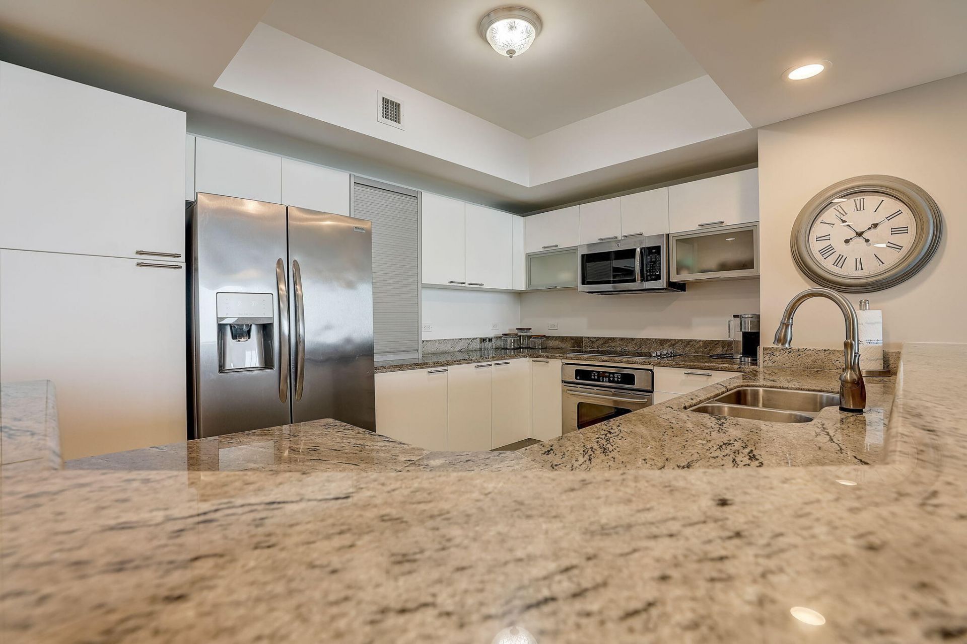 2650 Lake Shore Drive, Unit 804, Riviera Beach, FL 33404 Photo