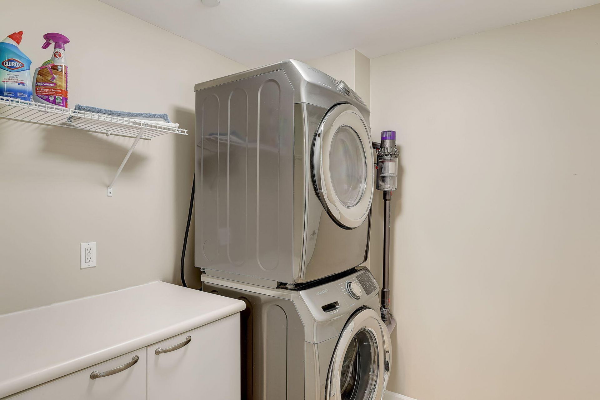 2650 Lake Shore Drive, Unit 804, Riviera Beach, FL 33404 Photo