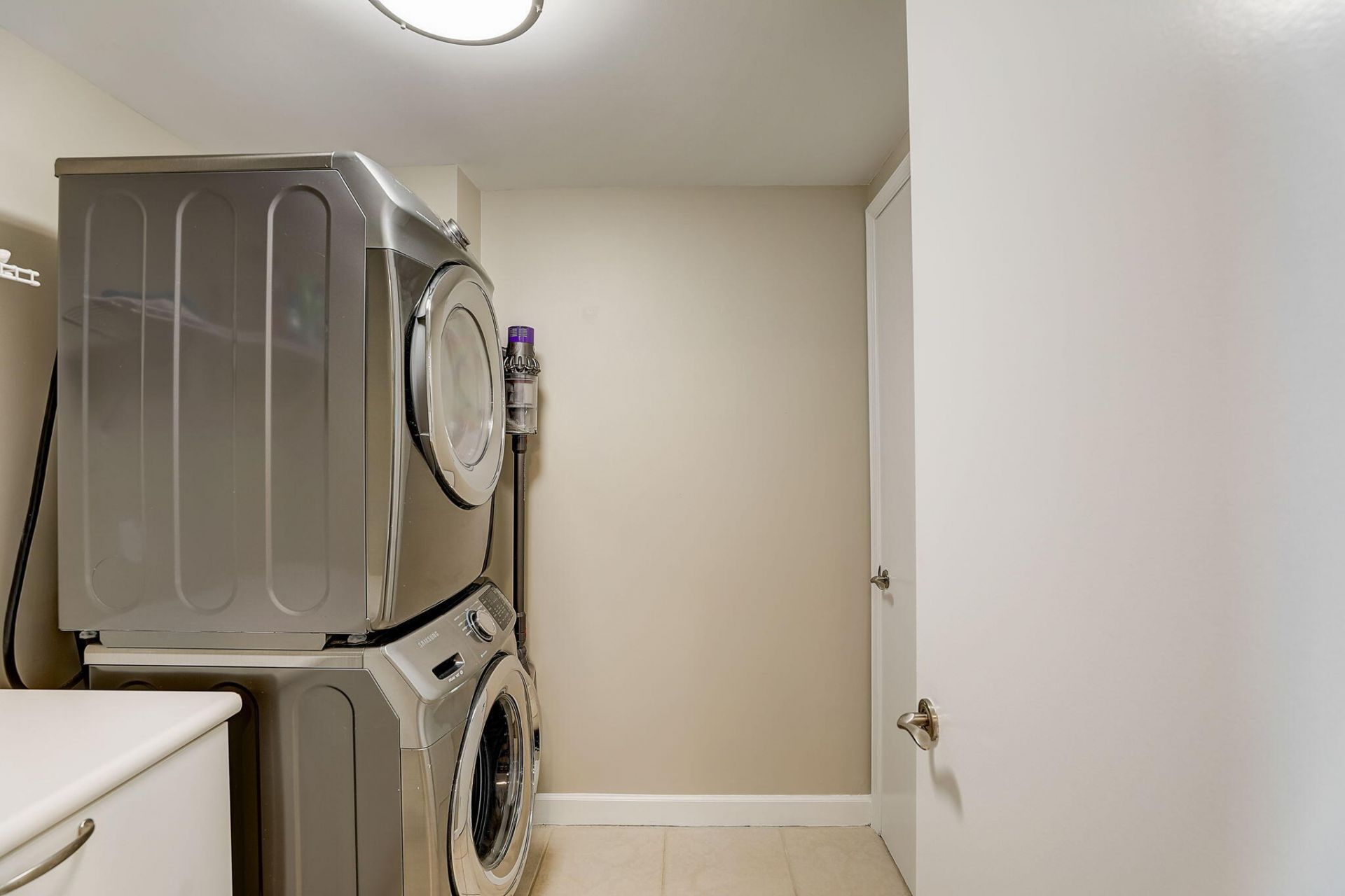 2650 Lake Shore Drive, Unit 804, Riviera Beach, FL 33404 Photo