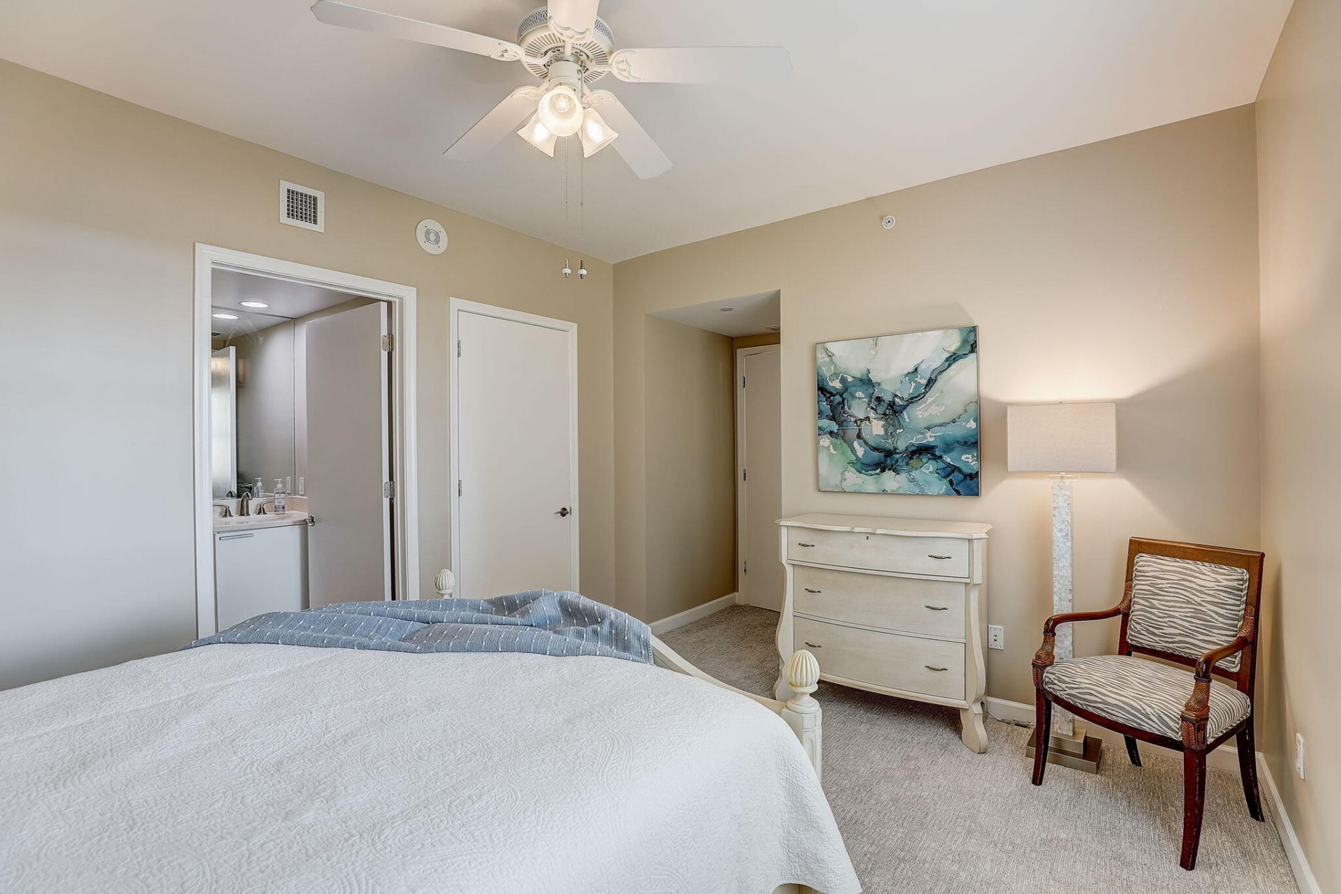 2650 Lake Shore Drive, Unit 804, Riviera Beach, FL 33404 Photo