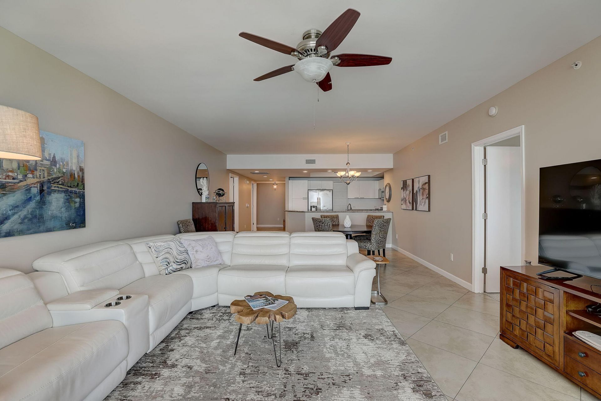2650 Lake Shore Drive, Unit 804, Riviera Beach, FL 33404 Photo