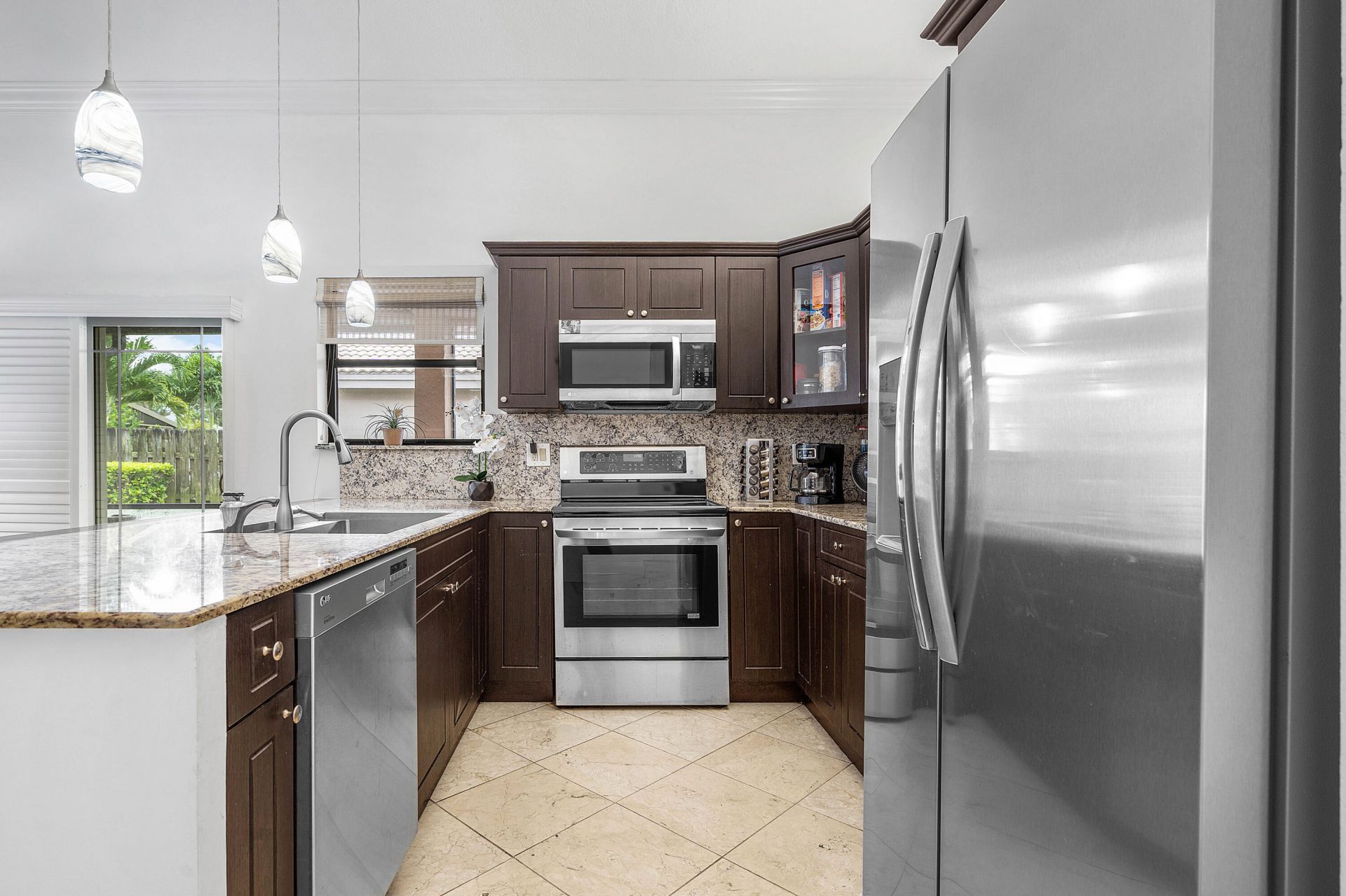 6100 Manchester Lane, Davie, FL 33331 Photo