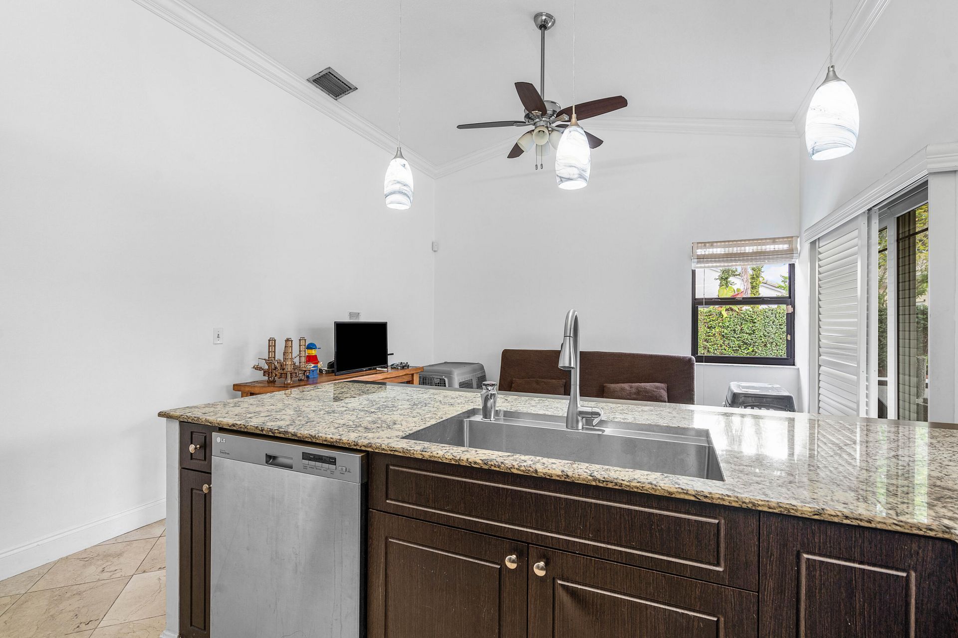 6100 Manchester Lane, Davie, FL 33331 Photo