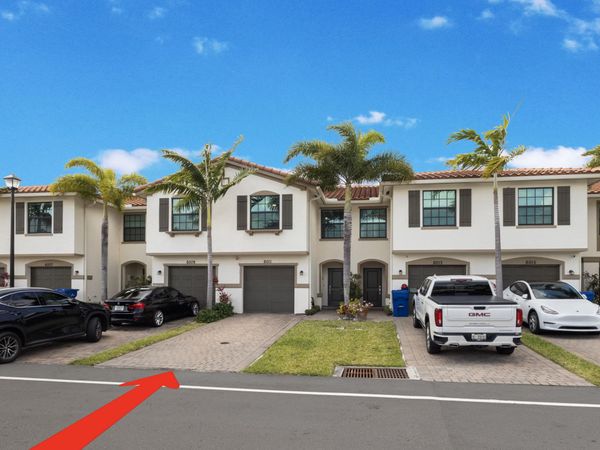 6011 Woods Edge Circle, Riviera Beach, FL 33410