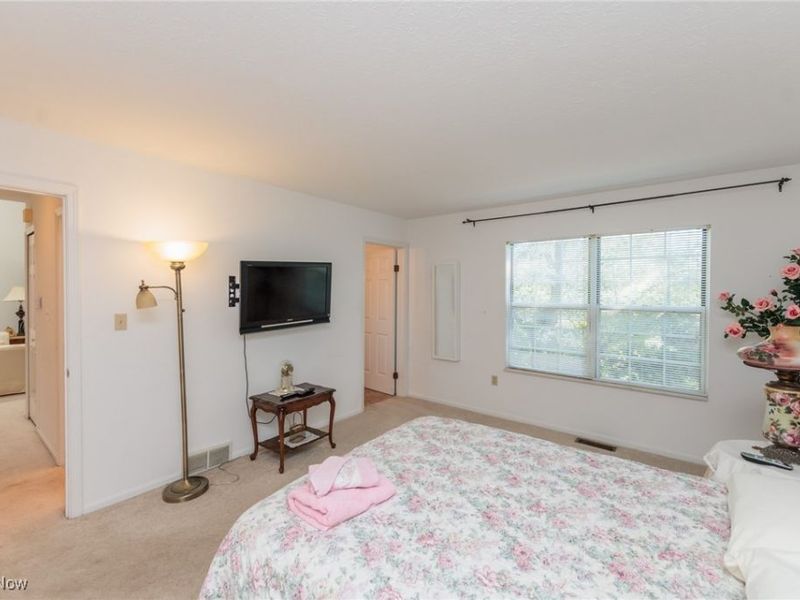 6813 Chaffee Court, Unit 23, Brecksville, OH 44141 Photo 15