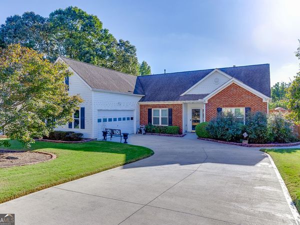 5840 Stephens Mill Drive, Sugar Hill, GA 30518