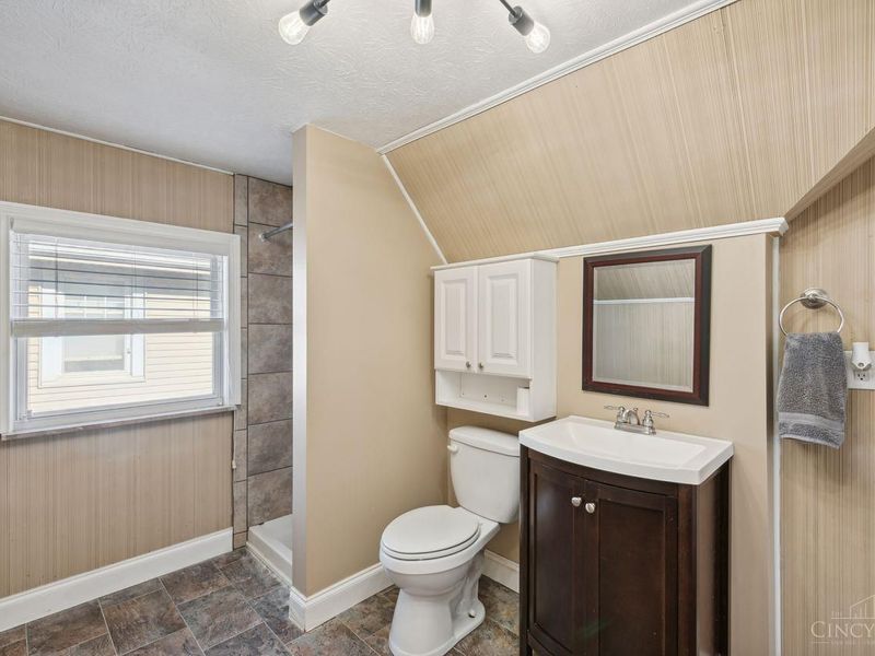 3600 Tamarack Avenue, Cincinnati, OH 45207 Photo 28