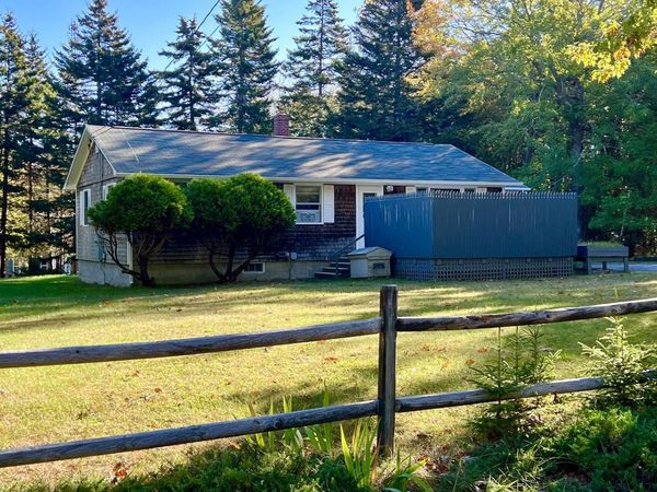 17 Freeman Ridge Road, Southwest Harbor, ME 04679