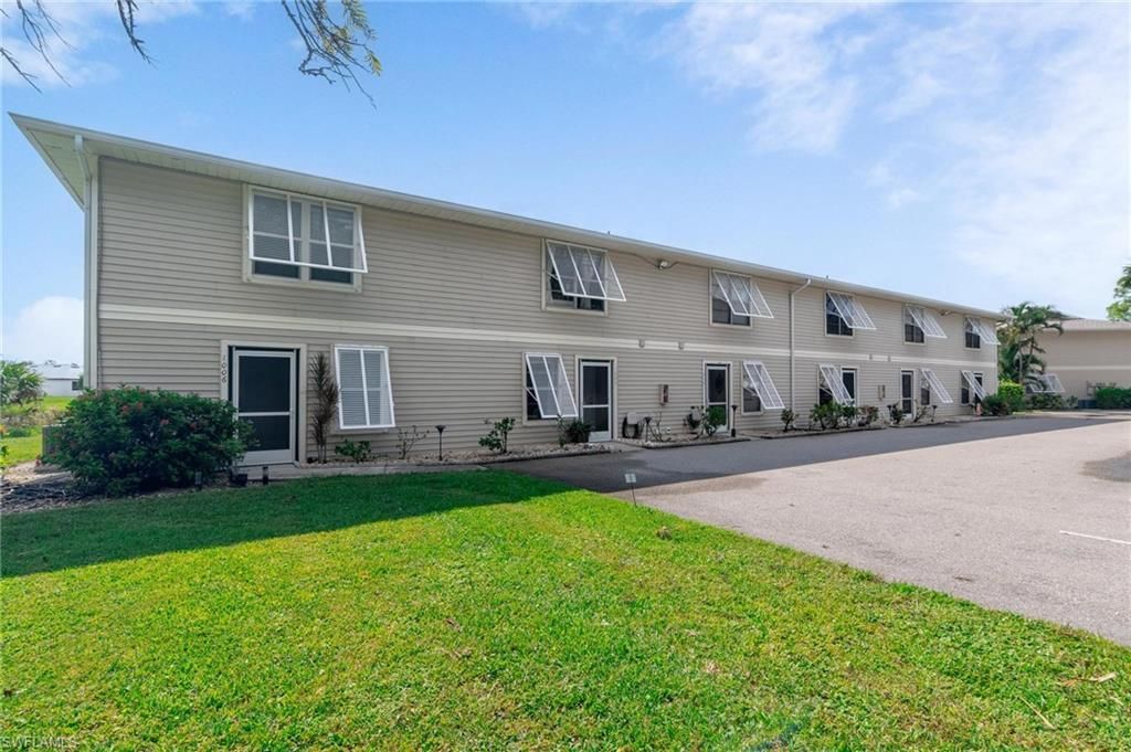 25480 Cockleshell Dr, Unit 1005, Bonita Springs, FL 34135 Photo