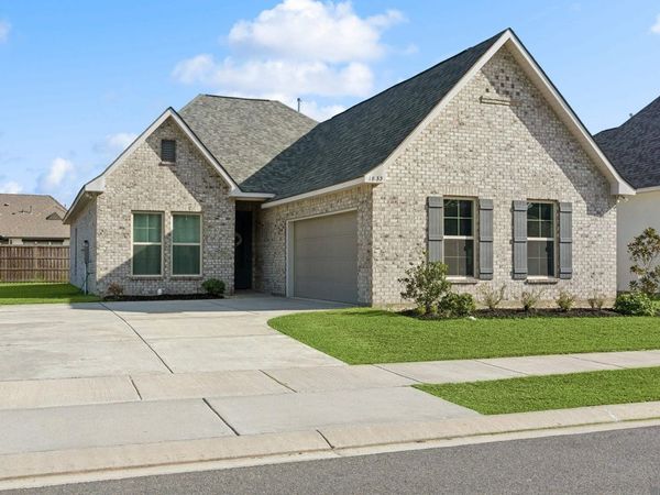 1833 Marshall Jones Sr Ave, Zachary, LA 70791