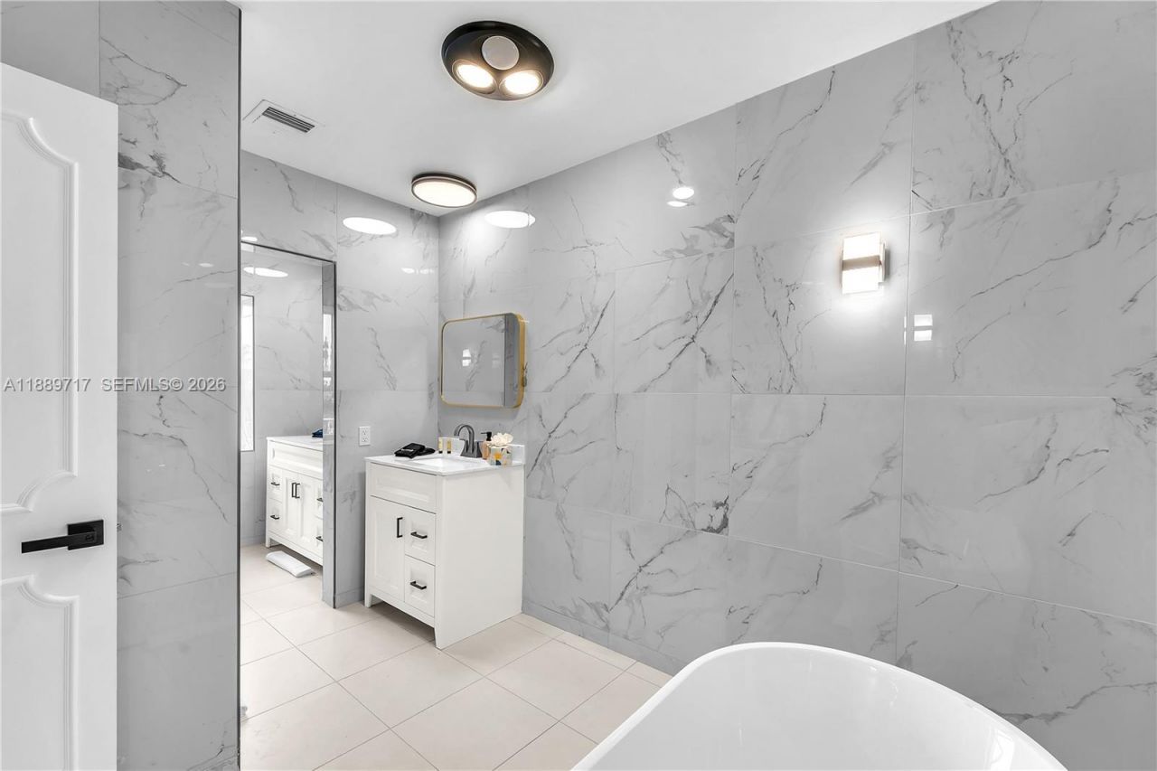 4440 NE 23rd Ave, Lighthouse Point, FL 33064 Photo