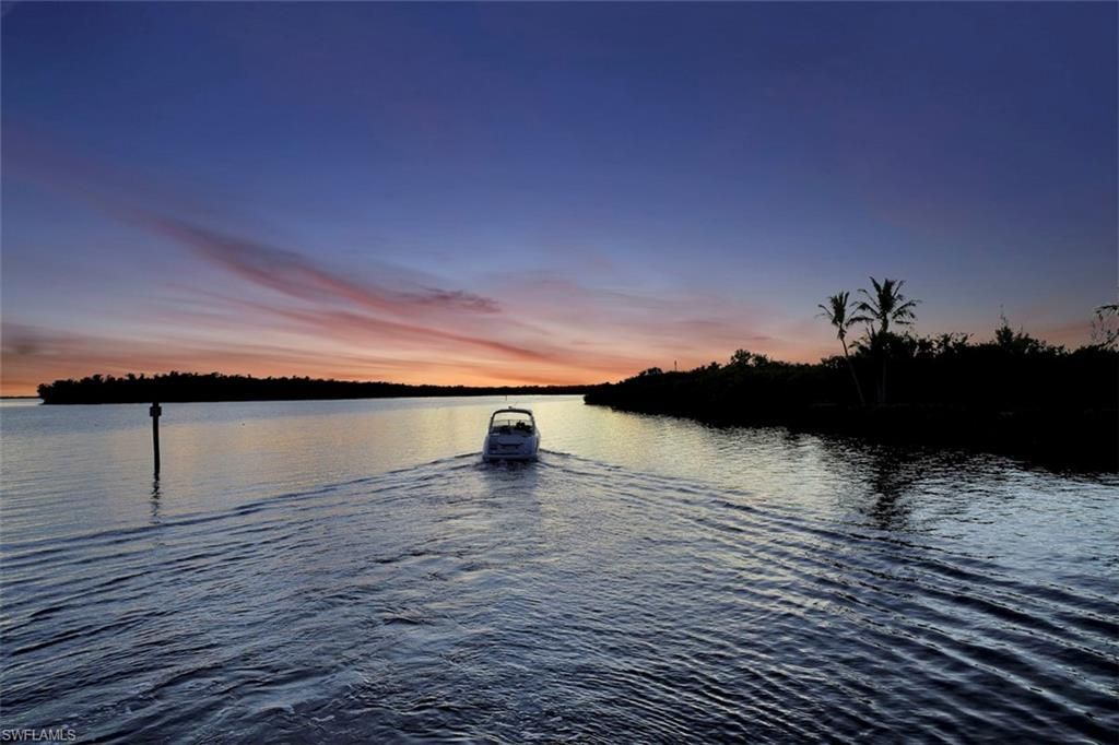 6081 Silver King Blvd, Unit 501, Cape Coral, FL 33914 Photo