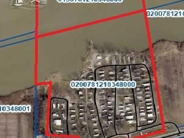 2817 E Harbor Rd, Port Clinton, OH 43452