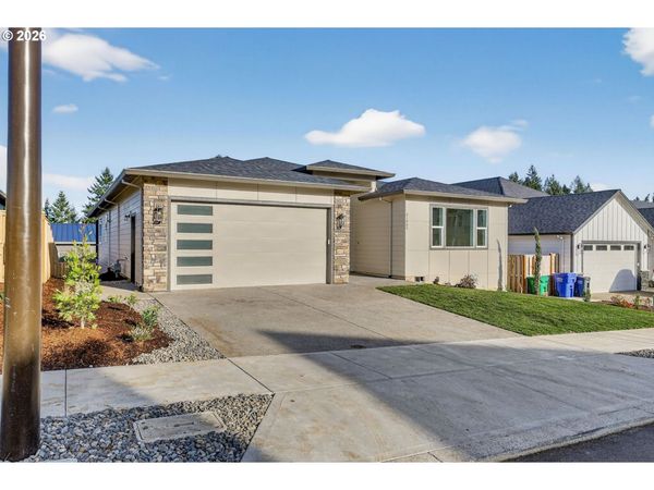 41865 DESCHUTES AVE, Unit 61, Sandy, OR 97055