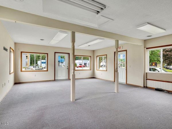 1361 Central Avenue, Colonie, NY 12205