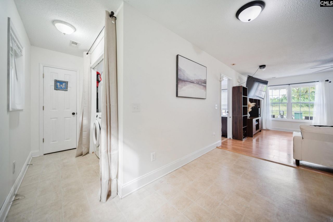 817 Church Street Photo 11