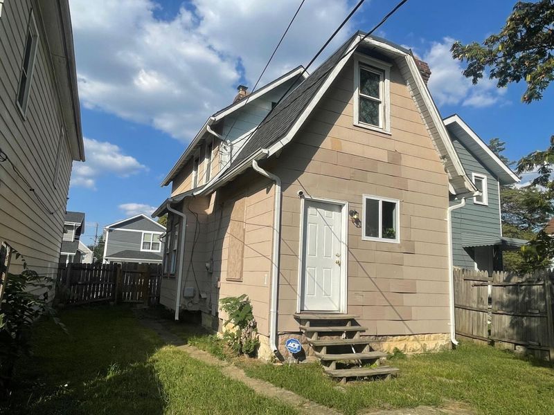 495 E Welch Avenue, Columbus, OH 43207 Photo 9