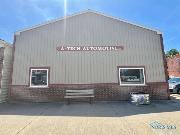 101 E Main Street , Wayne, OH 43466