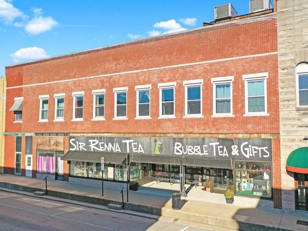 113 N Kickapoo Street, Lincoln, IL 62656