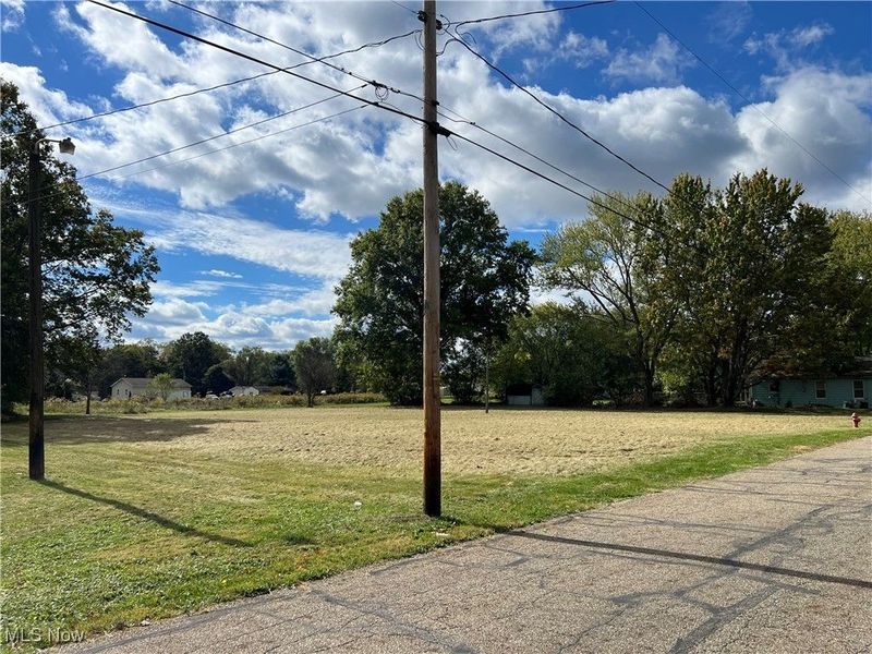 15832 Waverly Street NE, Alliance, OH 44601 Photo 22