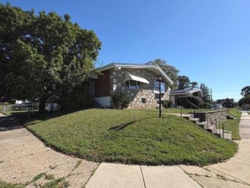 801 Charette Road, Philadelphia, PA 19115 Main Photo