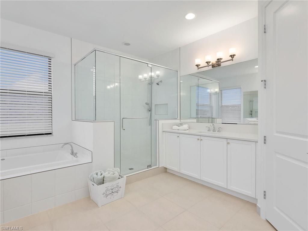 20581 Fair Oak Ln, Estero, FL 33928 Photo