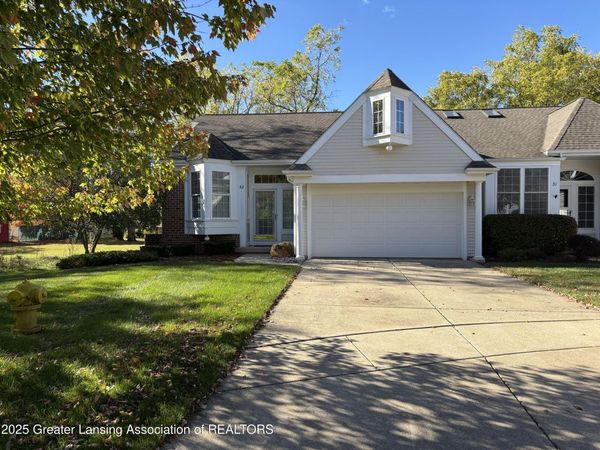 32 Aviemore Drive, Mason, MI 48854