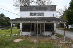 824 Chesnut Street photo 4