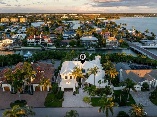 6152 52ND STREET S, ST PETERSBURG, FL 33715