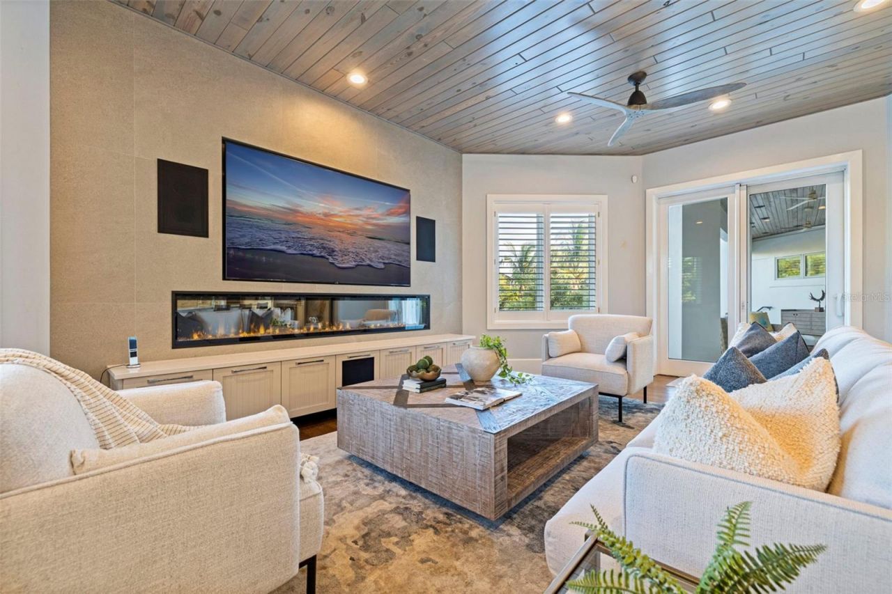 6152 52nd Street S, Saint Petersburg, FL 33715 Photo