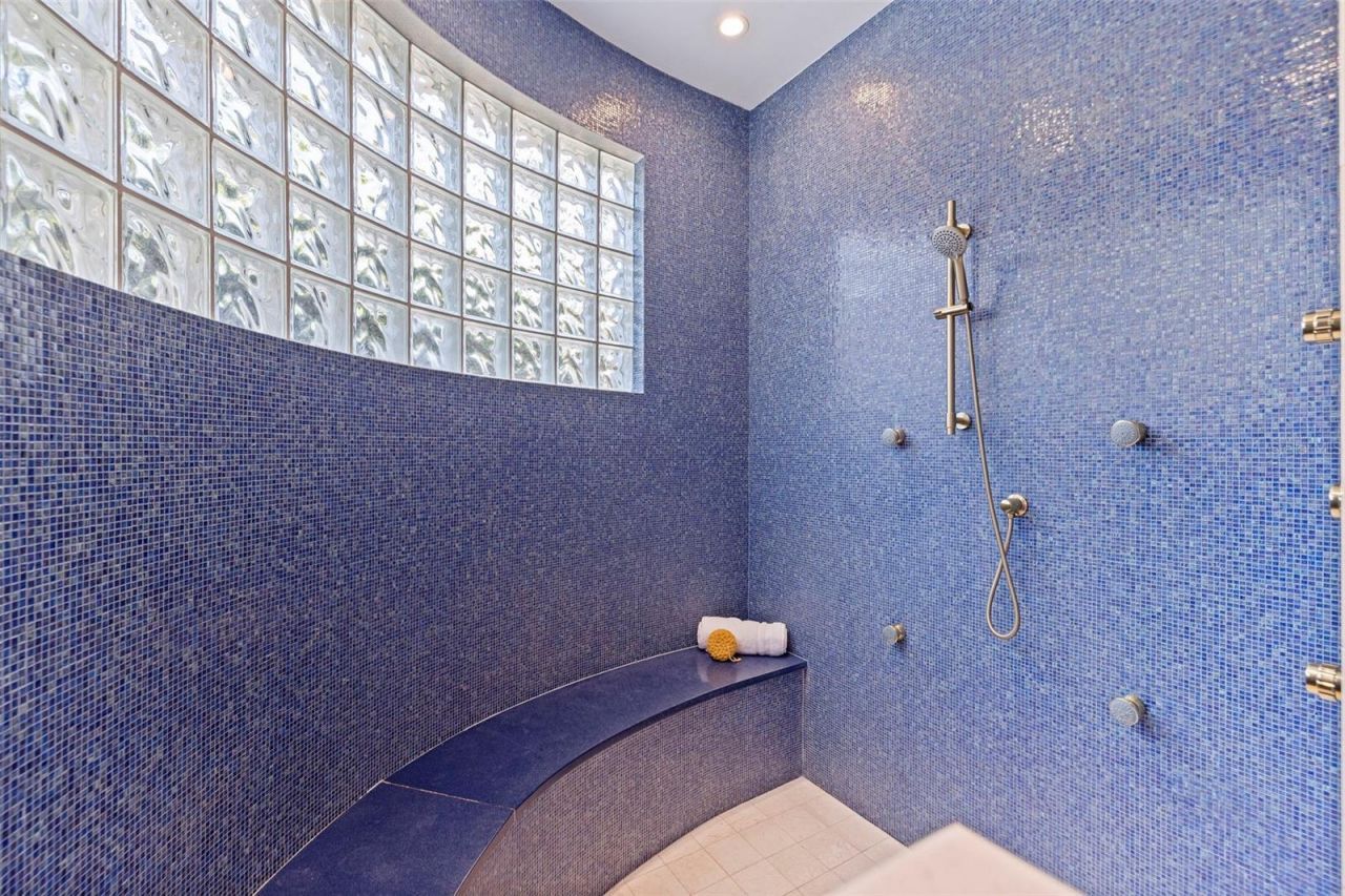 6152 52nd Street S, Saint Petersburg, FL 33715 Photo